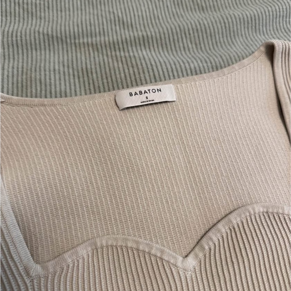 Aritzia Sculpt Knit Sweetheart Long Sleeve Top - Picture 2 of 4